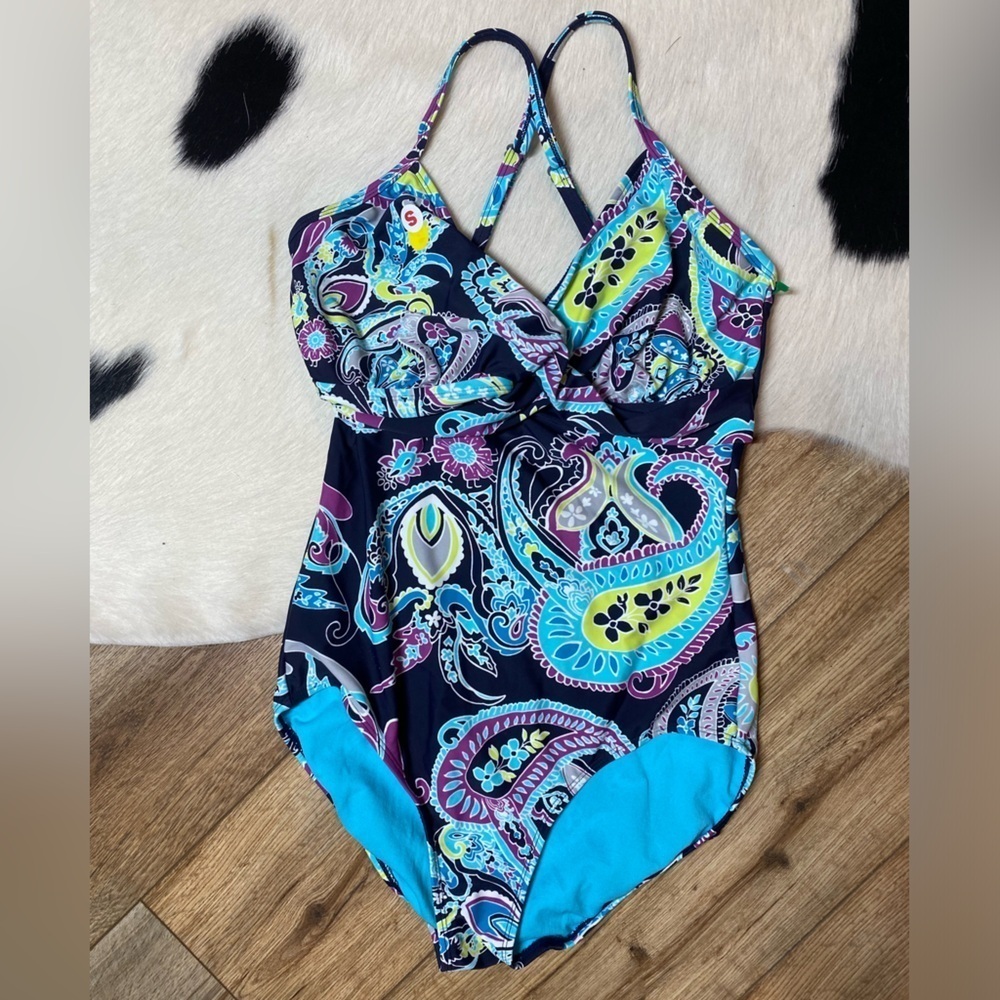 Athleta one-piece swimsuit vibrant paisley